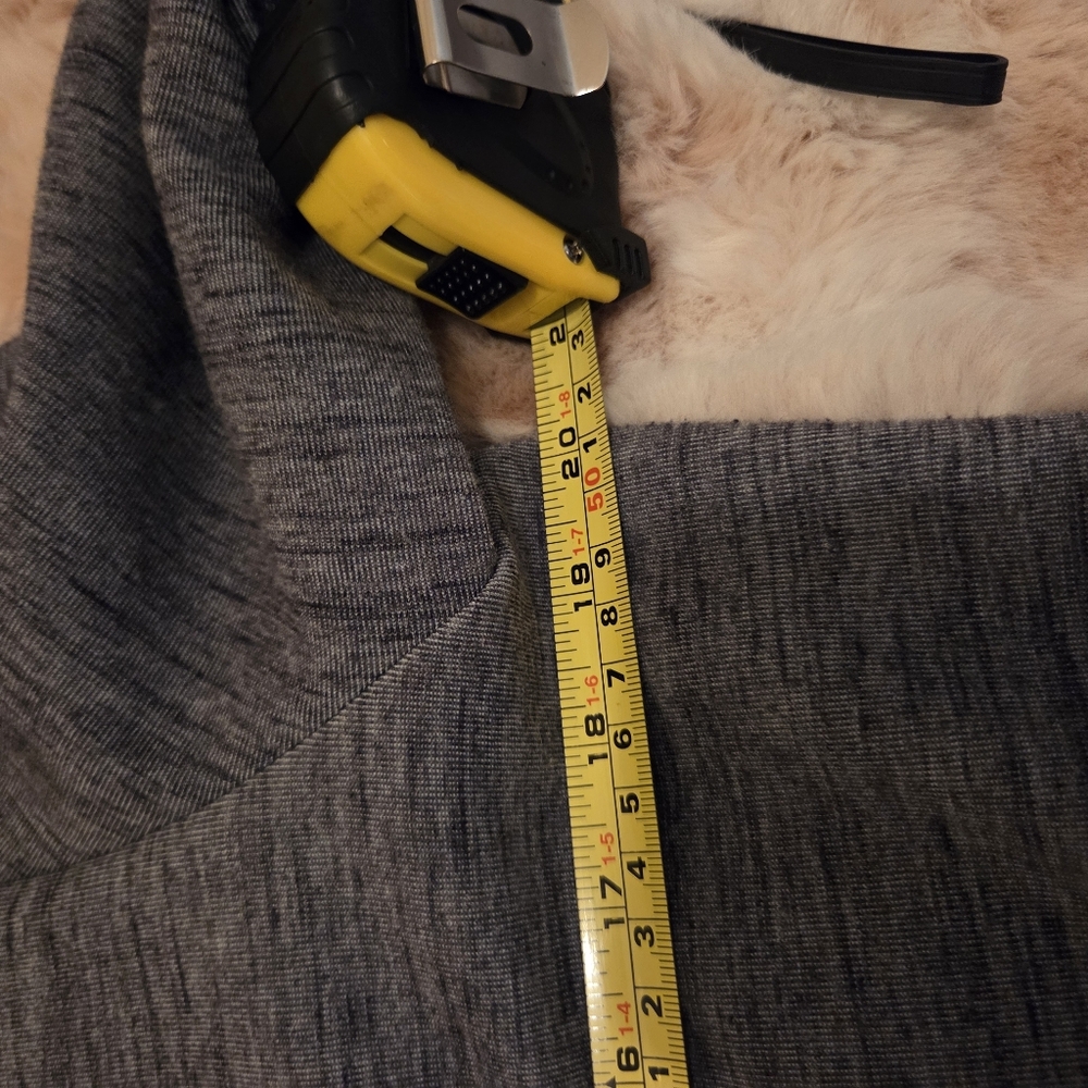 Men's Gray Zippered Jacket - Picture 4 of 7